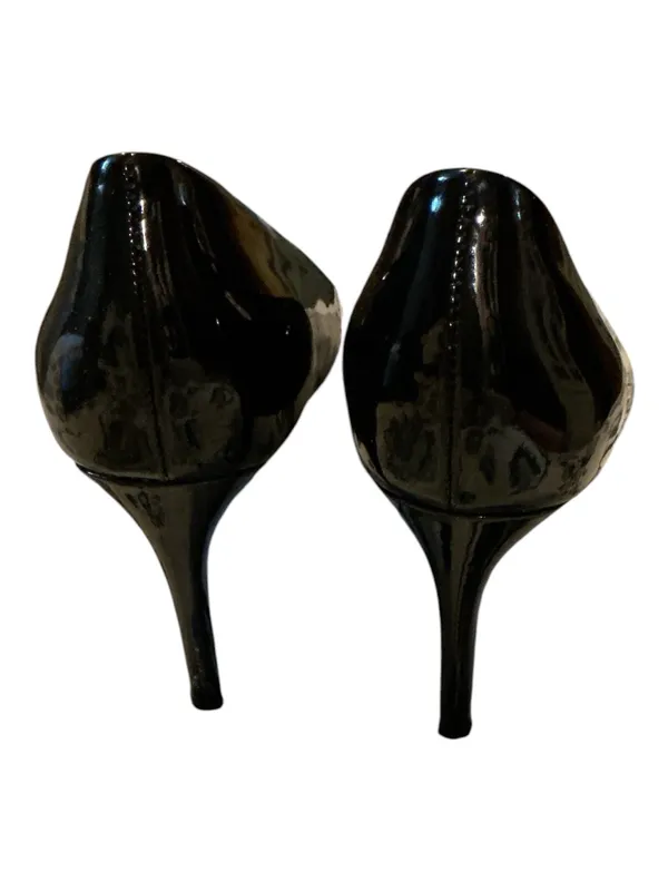 Tahari Two-Tone Black Patent & White Leather Stiletto Pumps Size 9 - Image 3