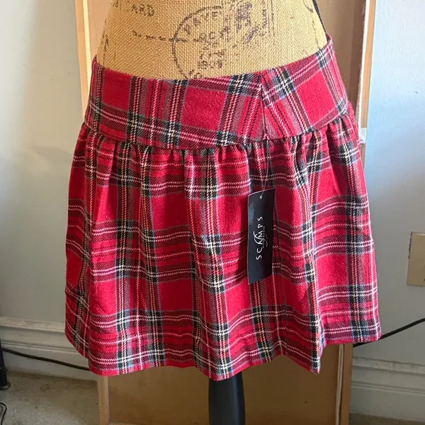 Boutique Plaid Bow Skirt - Image 2