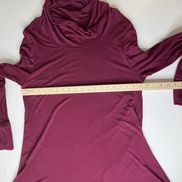 Cuddl Duds Tunic Top Size XL Wine Softwear with Stretch Cowl Neck Comfy Layering - Image 7