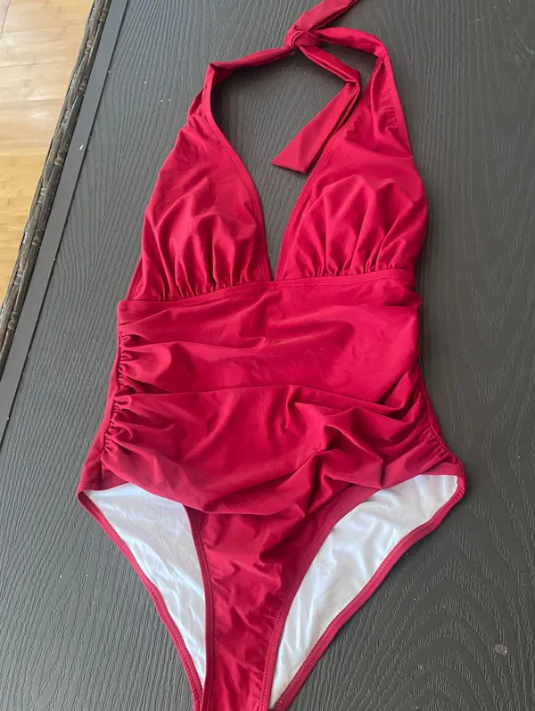 One Piece AI'MAGE Women's Halter Swimsuit 2024 Tummy Control Bathing Suits Ruched Deep V Neck Swim Suit - Image 8
