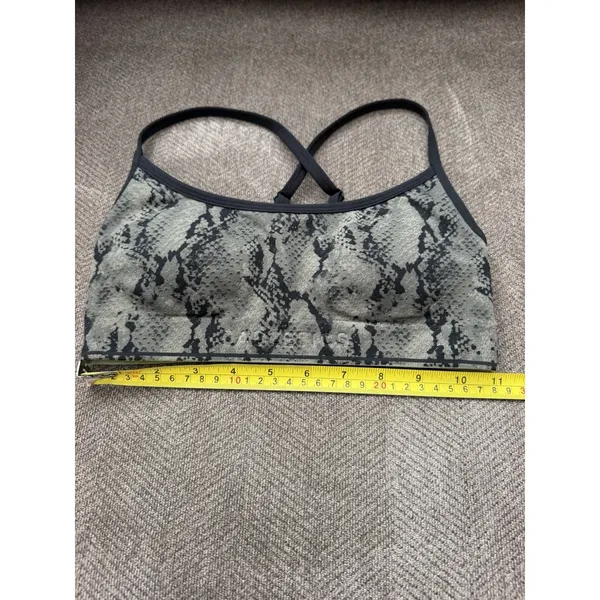 Fabletics 2 Piece set Sports Bra/Define PowerHold High-Waisted Legging Small - Image 10