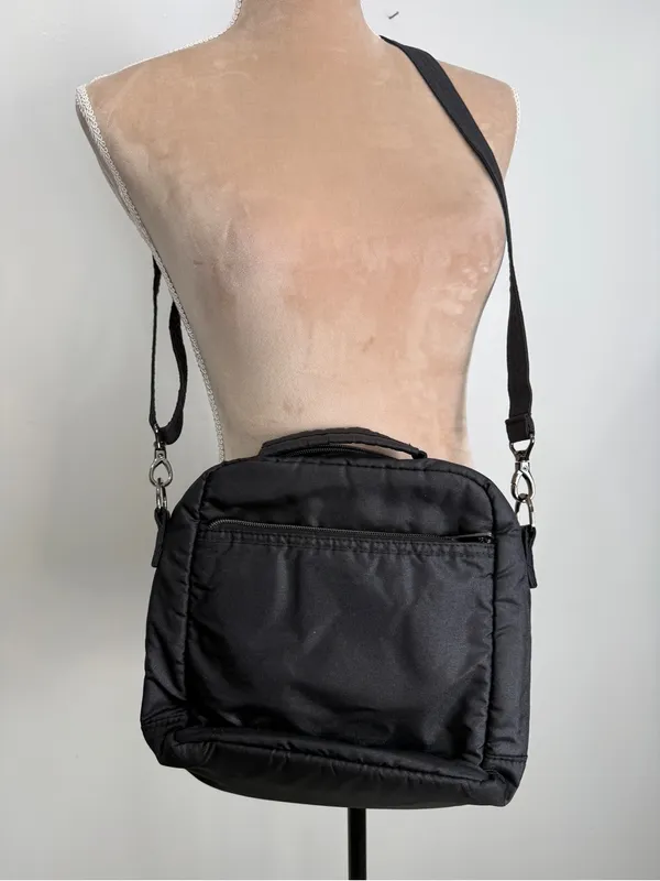 Black Quilted Crossbody Messenger Bag for Women - Image 4