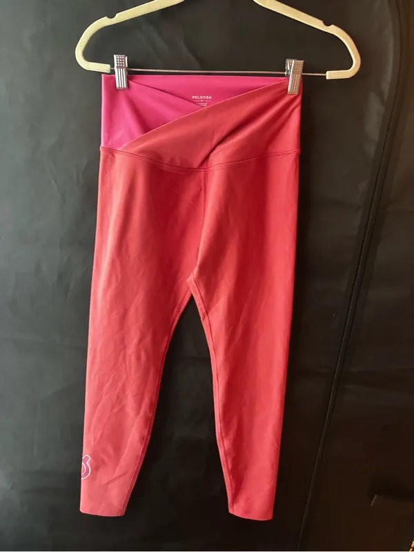NWT Peloton High-Rise Cross Front Leggings - Image 2