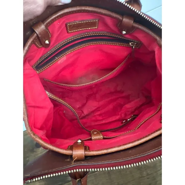 Vintage Dooney & Bourke Red Pebbled Leather Satchel Bag Tan Trim Duck Logo Large - Image 14