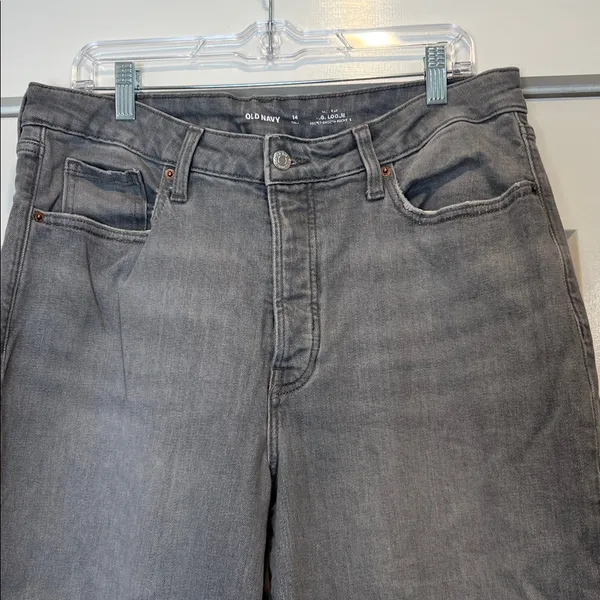 Old Navy Women's Gray Hi rise O.G. Loose jeans size 14 Tall. - Image 4