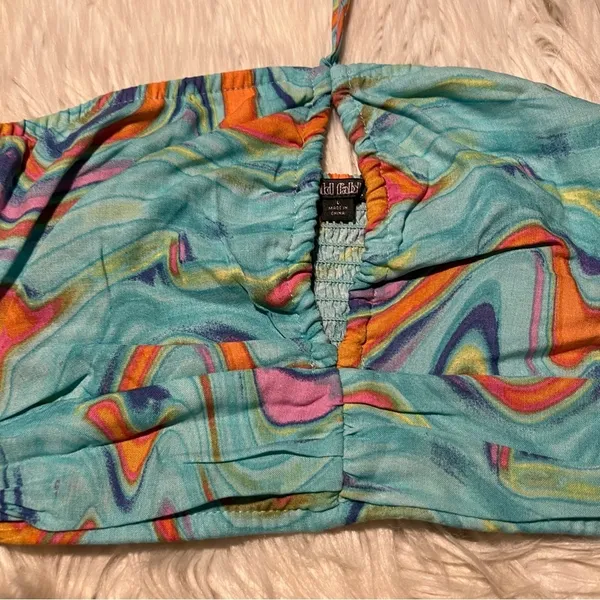 Wild Fable Women's Size XS Swirl Marble Halter Crop Top Aqua Blue Woven Smocked - Image 5