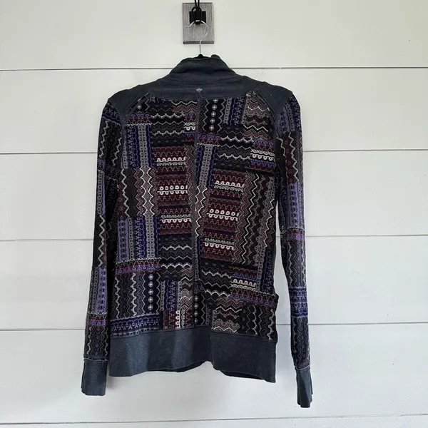 Prana Geometric Patterned Zip Up Sweatshirt Size Medium - Image 4