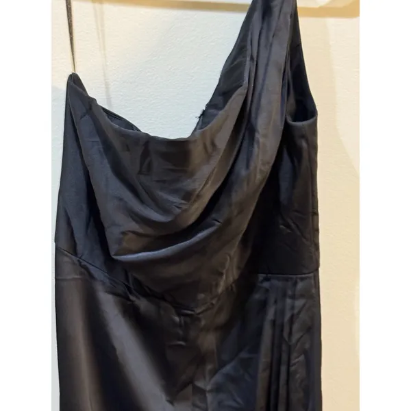 Ieena Mac Duggal 55324 One Shoulder Evening Gown Black Asymmetrical Hem Size 8 - Image 5