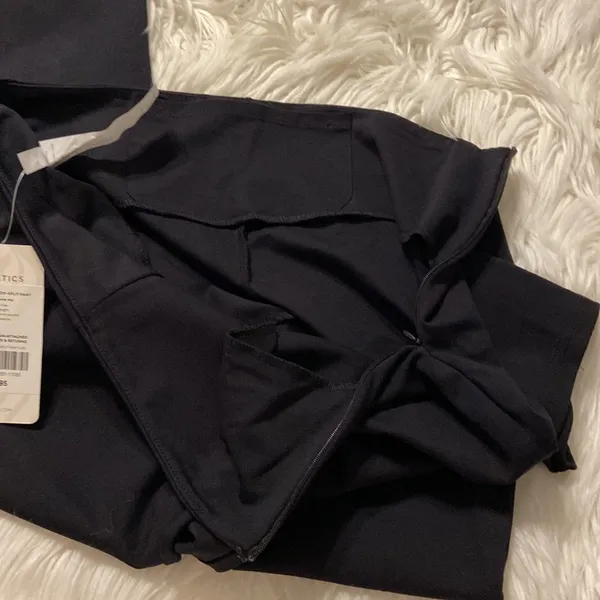 FABLETICS Pants size L brand new with tag black cool see pictures - Image 6