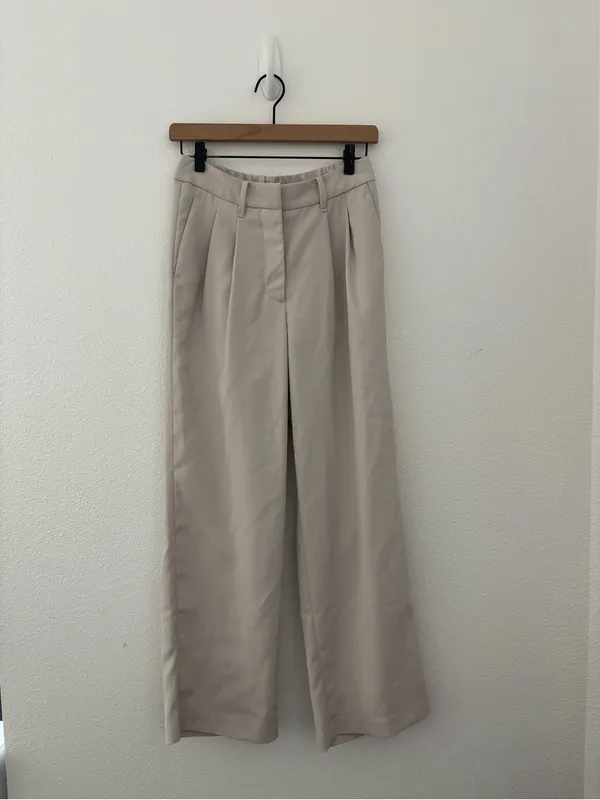 Quince stretch crepe pleated wide leg pants in sand - Image 2
