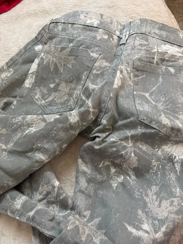 Camo Hollister jeans - Image 4