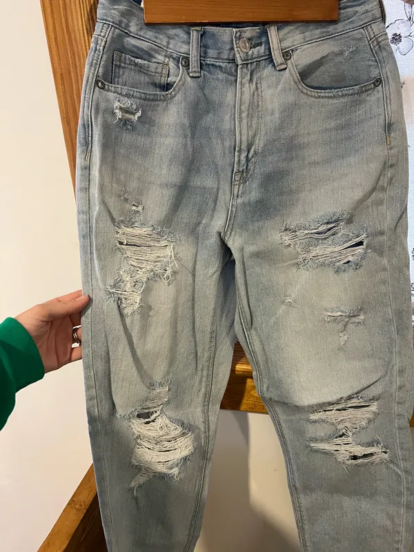 American Eagle Mom Jeans Distressed Light Wash Denim - Image 6