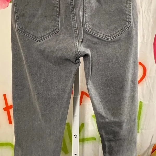 J5. Gap grey high-waisted jeans Size 25" - Image 3