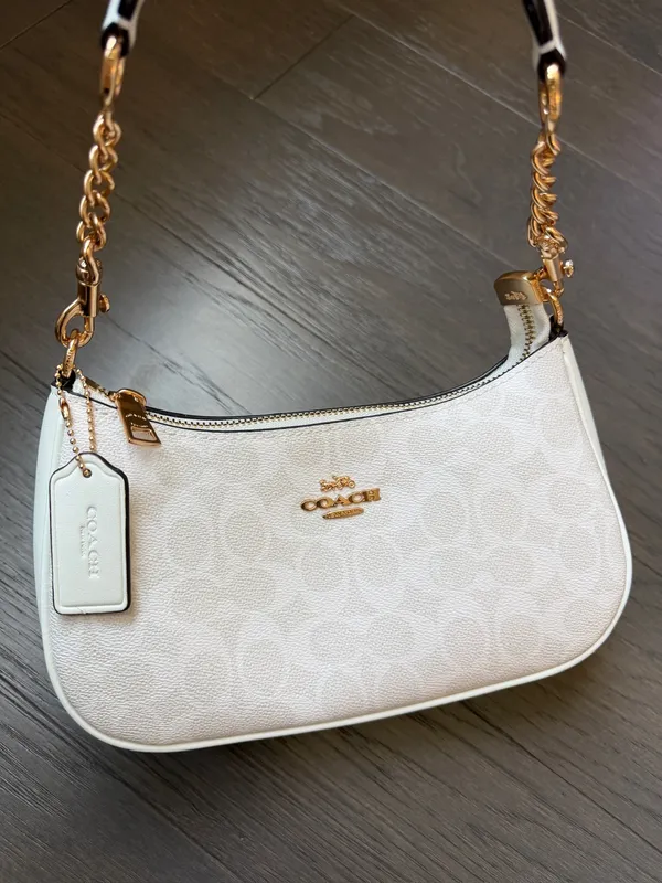 Coach white Teri shoulder bag  - Image 2