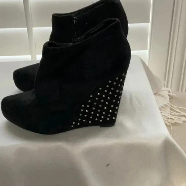 JUST Fab - Image 4