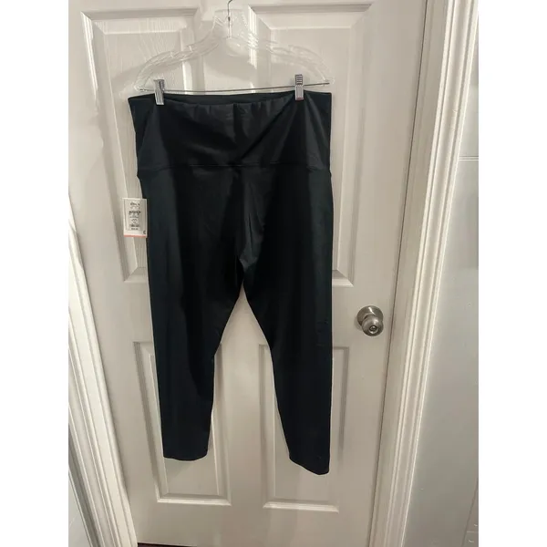 Motherhood Maternity Active Leggings Black Size XL New With Tags - Image 5