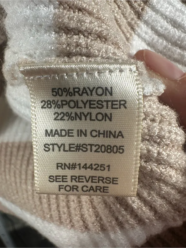 N297. Sincerely Jules Striped Crewneck Sweater - Beige & White oversized - Image 3