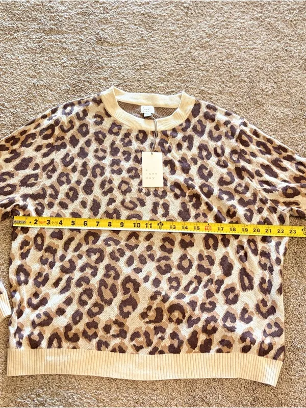 NWT a new day Women’s Leopard Print Crewneck Sweater Size XL - Image 7