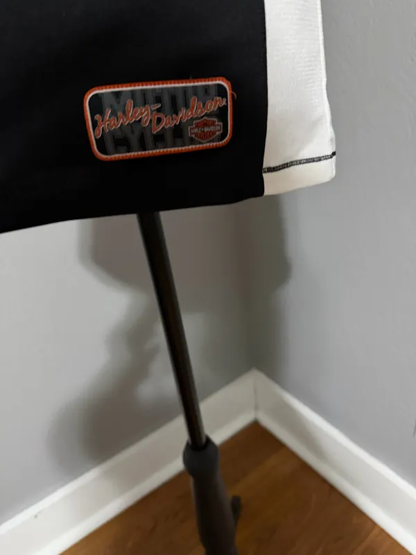 Harley Davidson Black Widow Port Charles Florida Tank Size Medium - Image 2