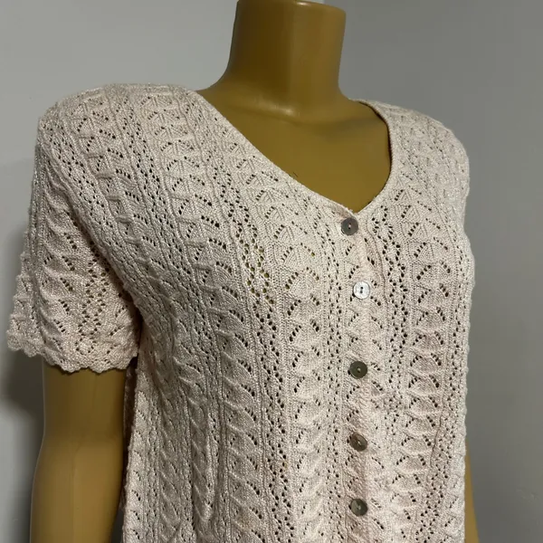 Y2K Retro Vintage 90s Pink Pointelle Knit crochet Cardigan Short Sleeve M stain - Image 3