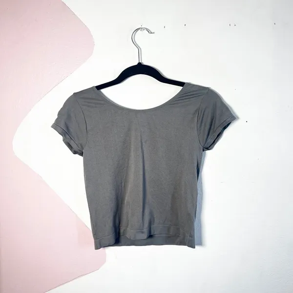 Intimately Free People Seamless Crop Top Gray‎ Short Sleeve M/L - Image 2