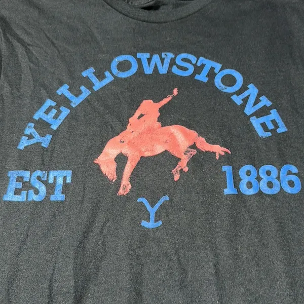 Yellowstone woman t shirt​ Black Size M - Image 2