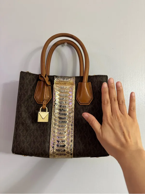 Michael Kors Mercer Mini Satchel - Image 16