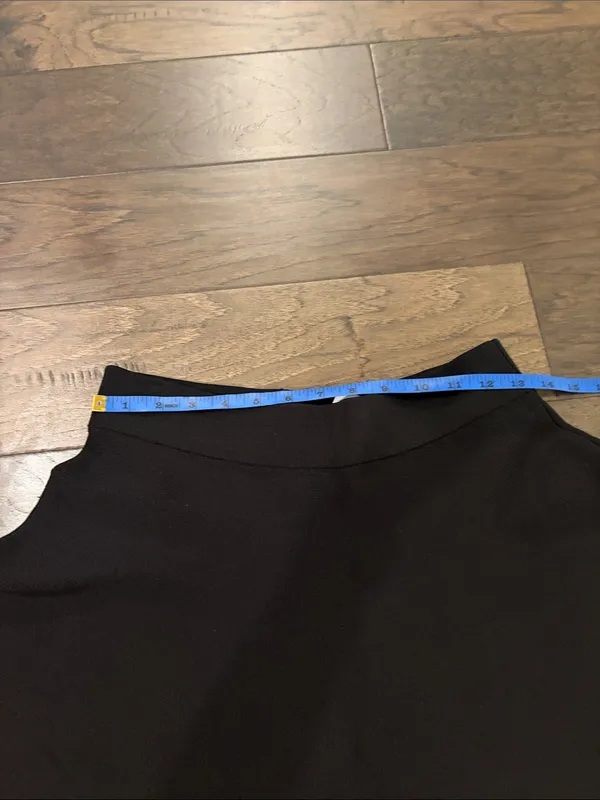 New With Tags Aritzia Babaton Sculpt Knit Elevator Skirt Sz L - Image 11