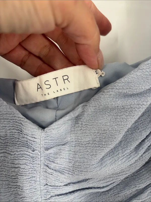 Astr blue lavender puff sleeve top medium - Image 2