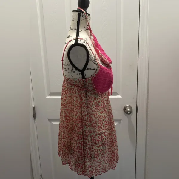 2006 Vintage Victoria's Secret Floral Babydoll Nightie and V-string panty set - Image 5