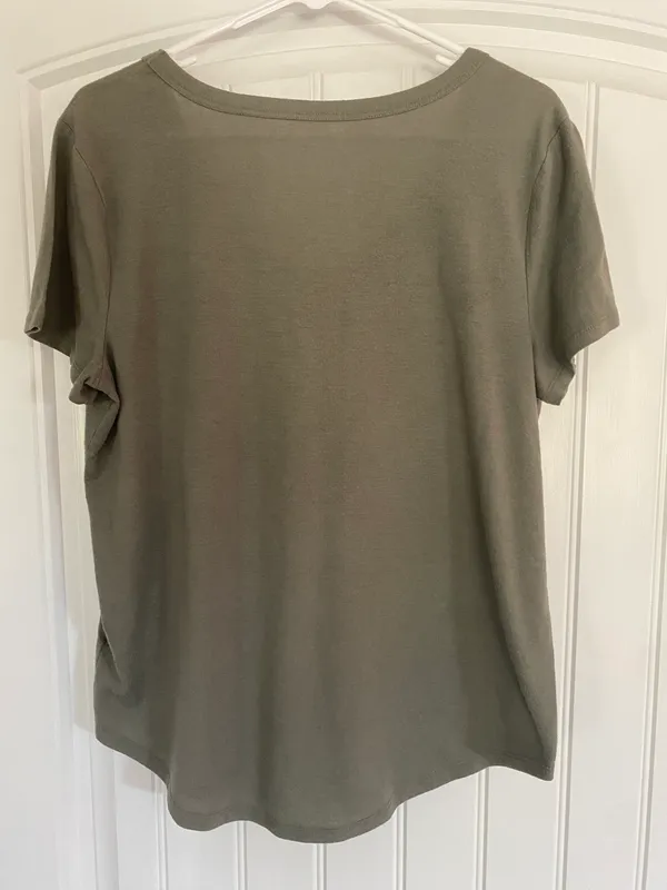 SO Favorite V Neck - Image 2