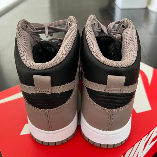 Nike NIB  Dunk High Moon Fossil - Image 9