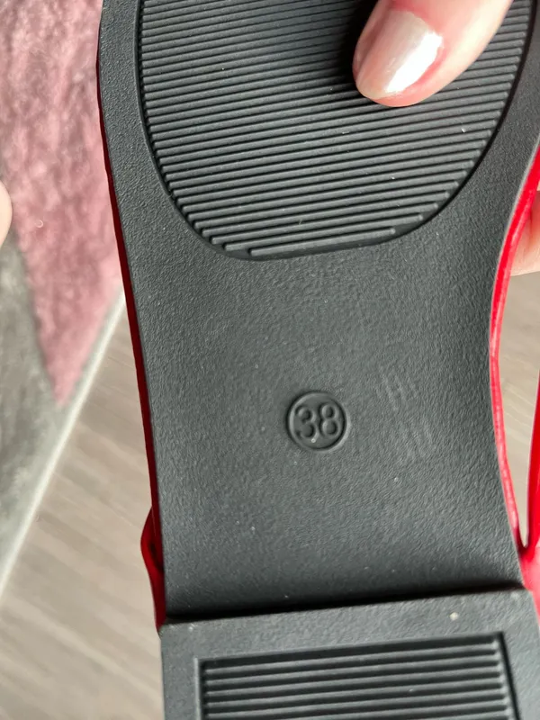 Patent Red Flip - Image 3
