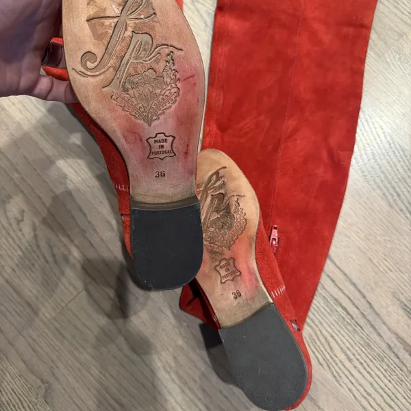 Free People Banks Over the Knee Slouch Red Suede Boots - EUC 5.5/36 - Image 3
