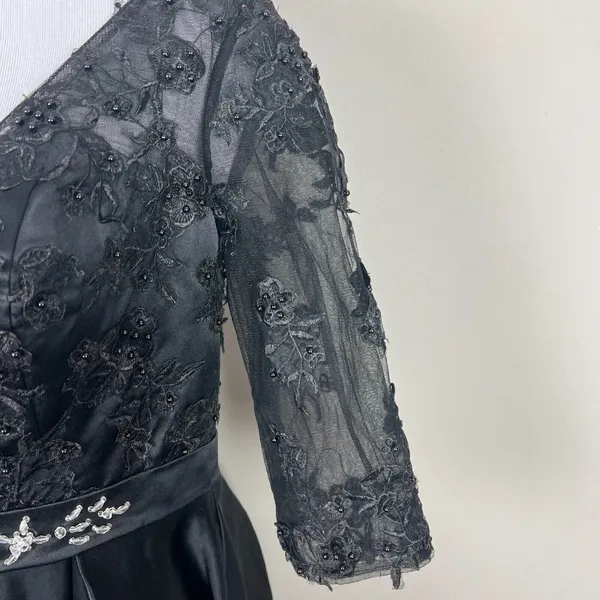 Formal Gown‎ Dress 10 Black Floral Applique Beaded A-Line Evening Whimsigoth - Image 8