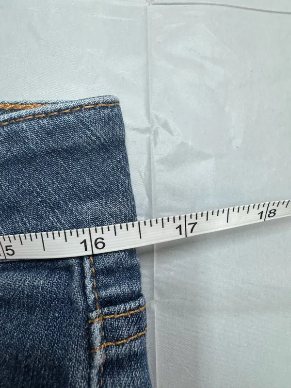 L.L. Bean Classic Fit Jeans Size 8 - Image 7