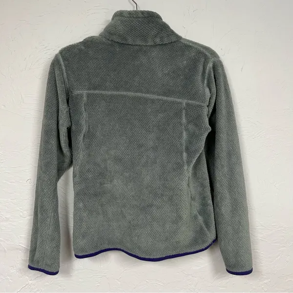 Patagonia Grey & Purple Retool Snap T Fleece Sweater Womens Small Long Sleeve - Image 6