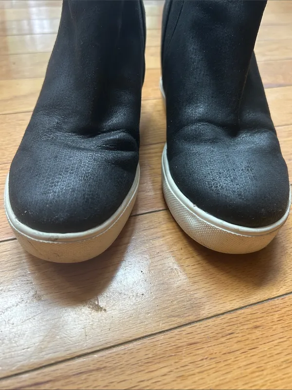 Coconuts by Matisse Black Slip-On Ankle Booties - Image 7