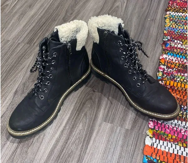 Universal Threads Combat Boots - Image 2