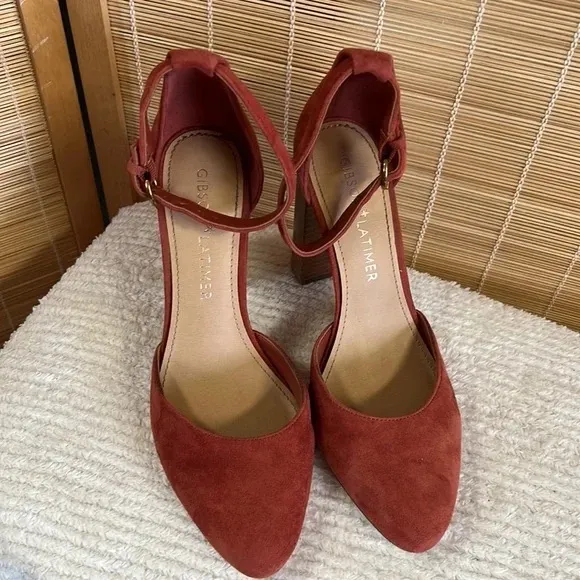 Gibson Latimer Red Heels with Ankle Strap and Chunky Heel - Image 5