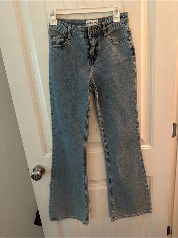 High-Rise Light Blue Flared Women’s Jeans - Image 3