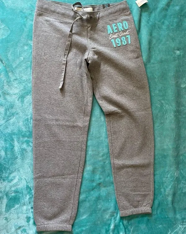 Aeropostale Women’s Classic Cinch Sweatpants - Image 4
