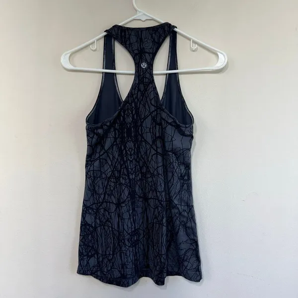 Lululemon Cool Racerback Tank Gray and Black 4 Women - Image 5