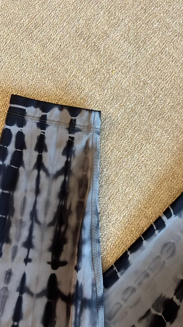 Lululemon Tie-Dye Leggings - Image 4