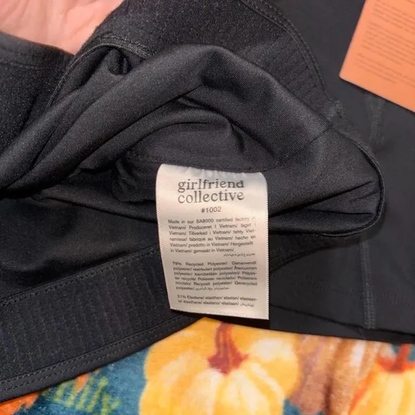 GIRLFRIEND COLLECTIVE Paloma Racerback Bra + High-Rise Bike Shorts Set — Black - Image 4