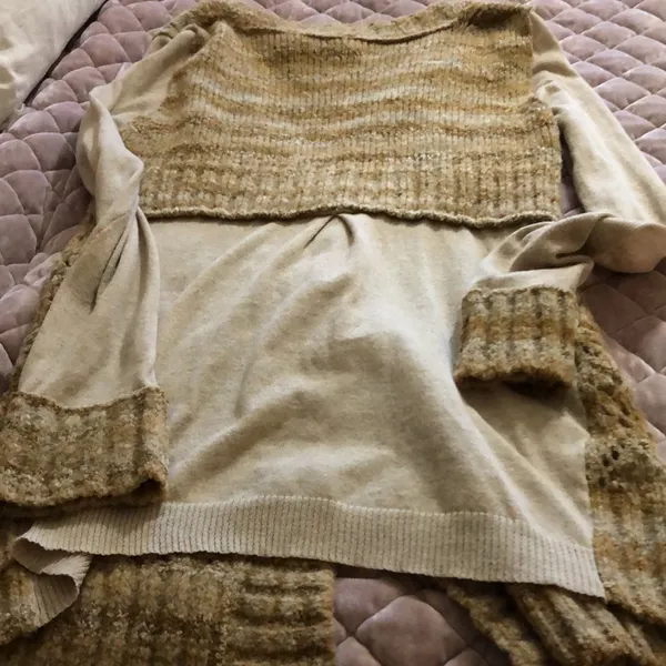 BKE cardigan sweater with big buttons! - Image 5