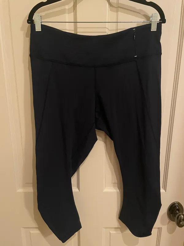 Calia by Carrie Navy Capri Ruched Leggings - Image 2