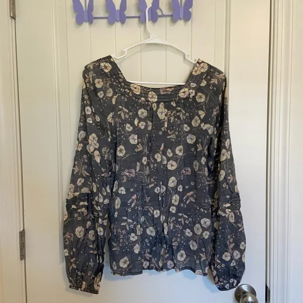 NWOT | Lauren Conrad women’s long sleeve square neck floral blouse —‎ small - Image 6