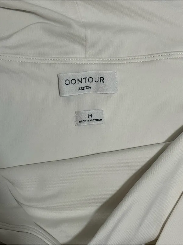 Aritzia Off-Shoulder Long Sleeve Bodysuit in‎ Cream - Image 3