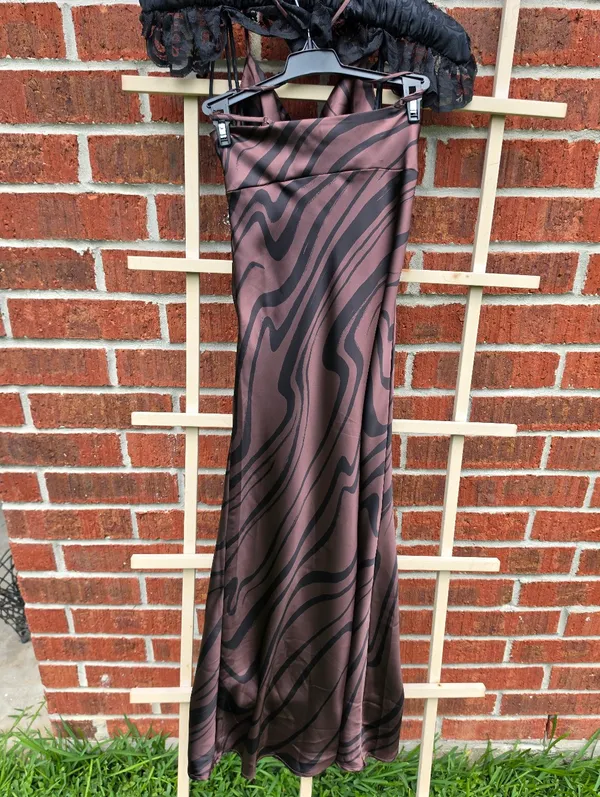 House of Harlow 1960 Brown Cut Out Front Strappy Midi Dress Size Small - Image 6